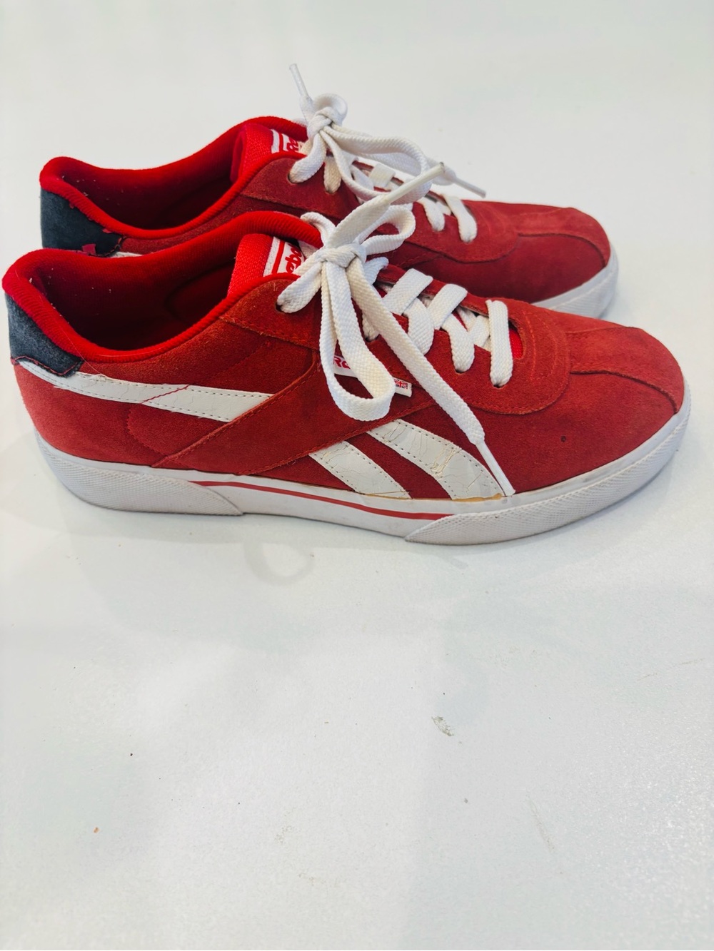 Reebok Red Suede Low-Top Sneakers with White Accents size 7.5 - Picture 3 of 12